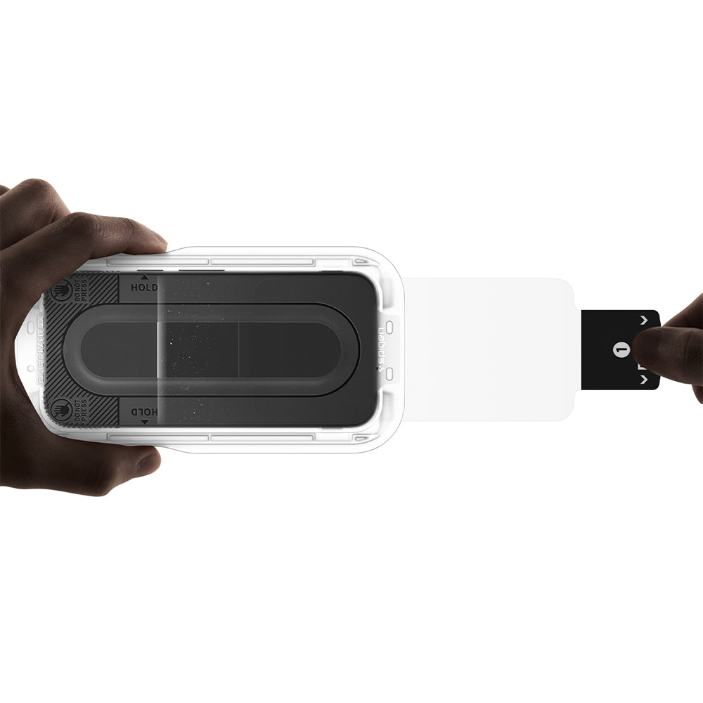 Spigen 2x Panzerfolie passend für Pixel 11/11 Pro Made for Google EZ Fit Pro